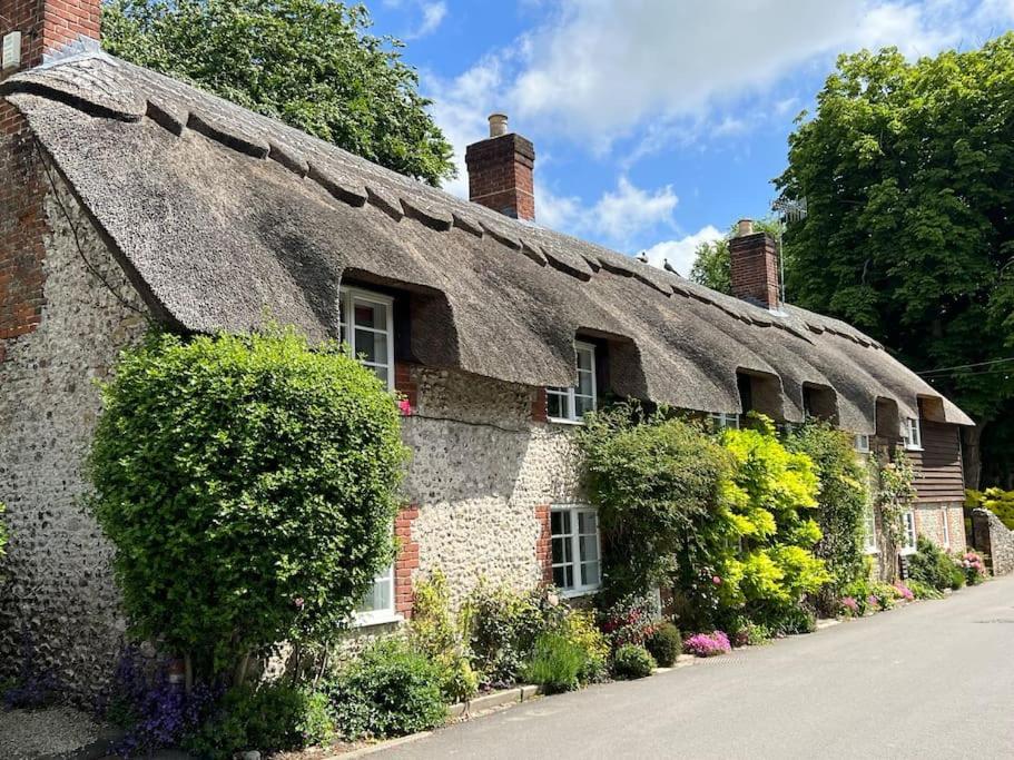 Little Thatch Cottage - Cerne Abbas, Dorset Zewnętrze zdjęcie